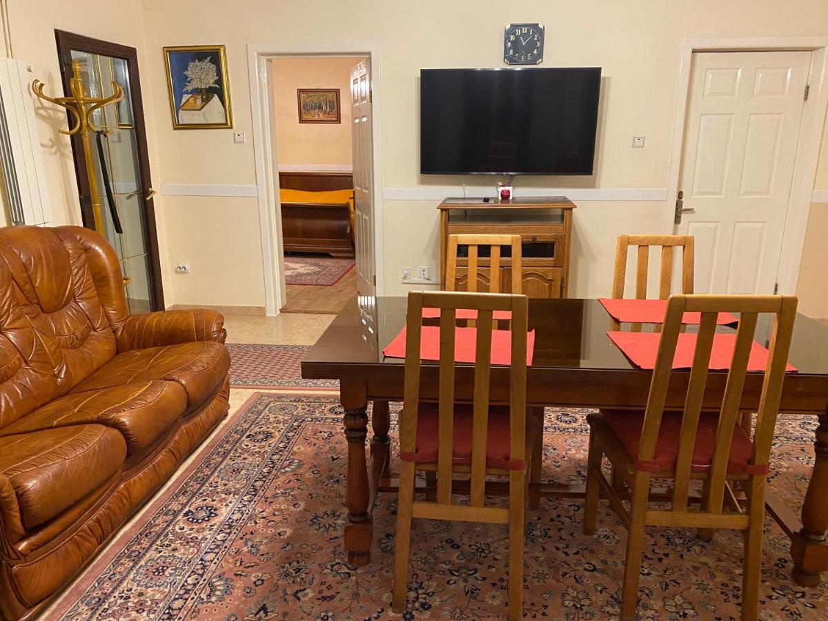 אפרטהוטל פרדיאל Vila Phoenix מראה חיצוני תמונה